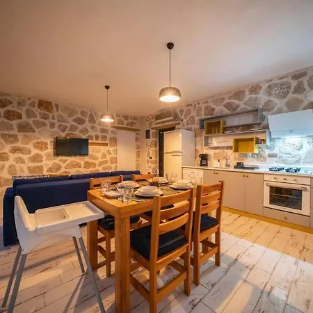Ξενοδοχείο Bonus 2 / Kalkan 4*